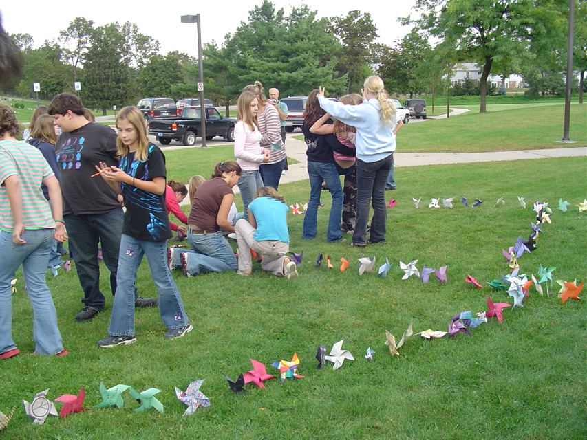 pinwheelsforpeace2006 003