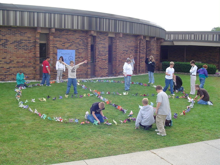 pinwheelsforpeace2006 017