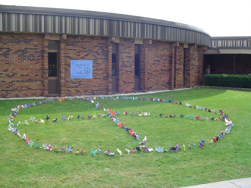 pinwheelsforpeace2006 019